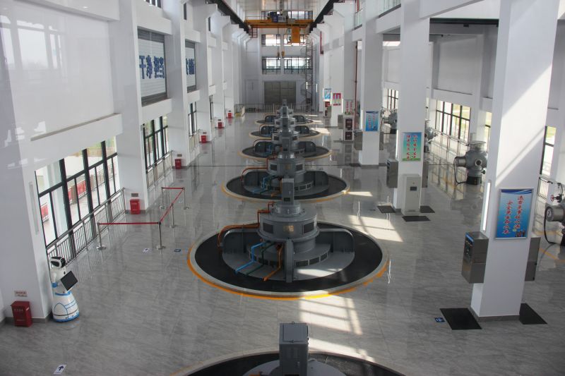 9、井筒式軸流泵（揚(yáng)州市瓜洲泵站工程）.jpg